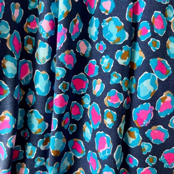 Lily Pulitzer Parigi Romper in Seabreeze Blue Low Tide Navy Spotted in the Wild - Picture 6 of 7